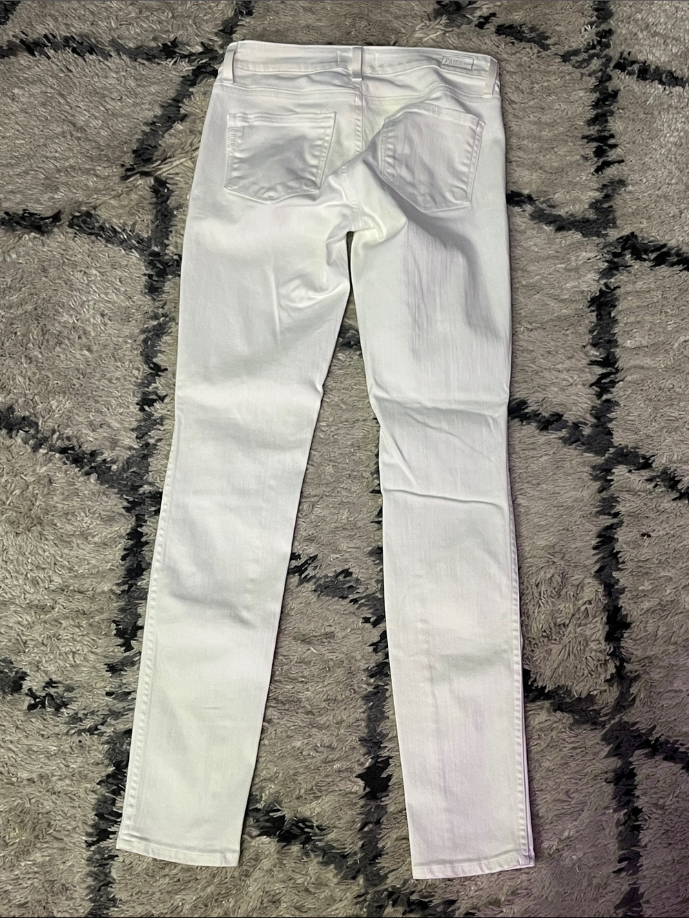 PAIGE Verdugo Ultra Skinny White Jeans Size 27 NWOT - Picture 9 of 11
